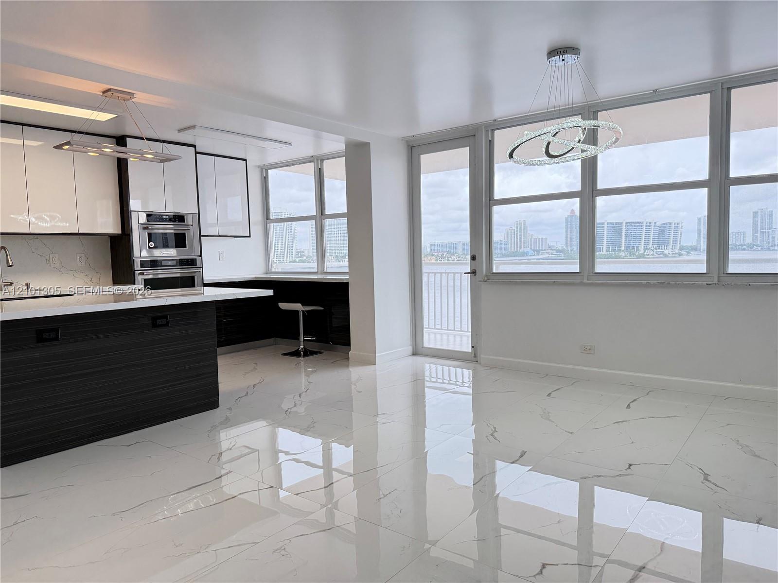 See details 602 2 / 2 1275 sq. ft. $ 2026-10-05 0 Photo