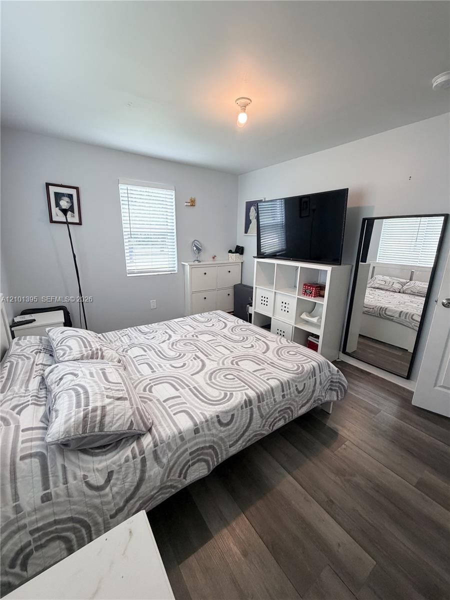   /   sq. ft. $ 2026-10-06 0 Photo