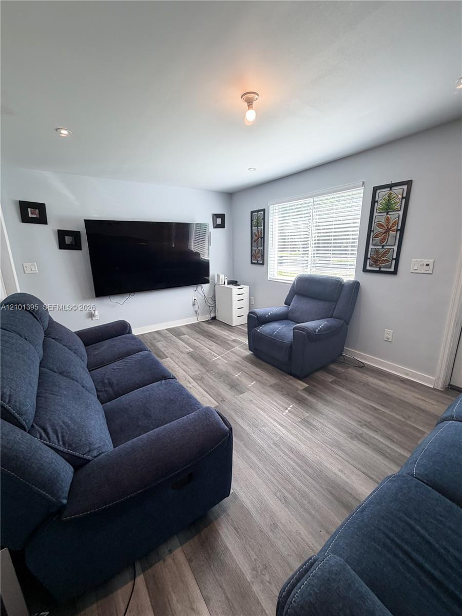   /   sq. ft. $ 2026-10-06 0 Photo