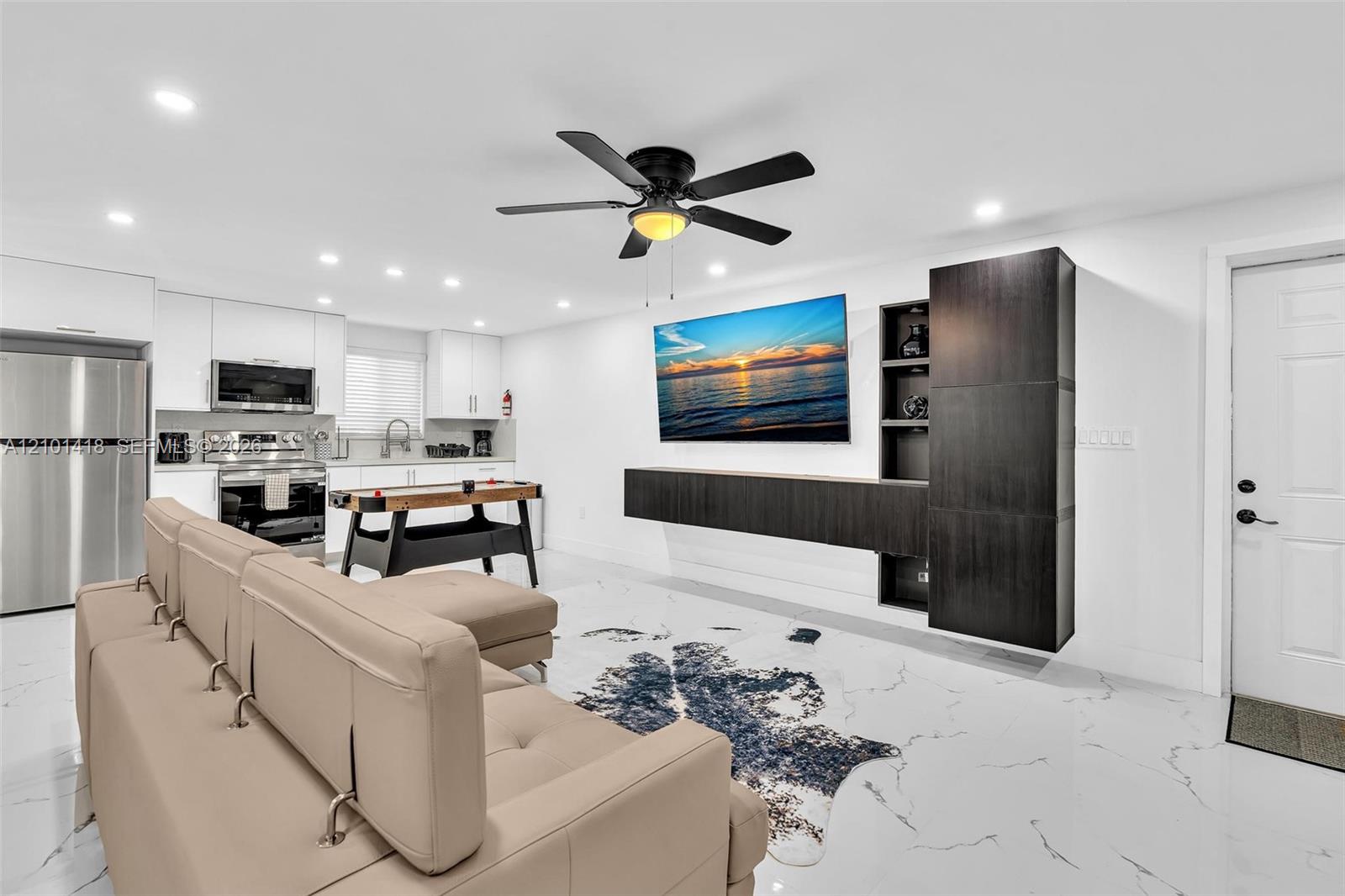 See details / 1600 sq. ft. $ 2026-10-06 0 Photo