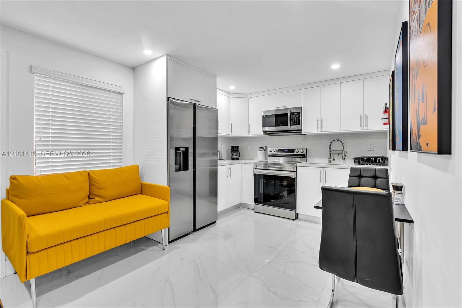 See details / 1600 sq. ft. $ 2026-10-06 0 Photo