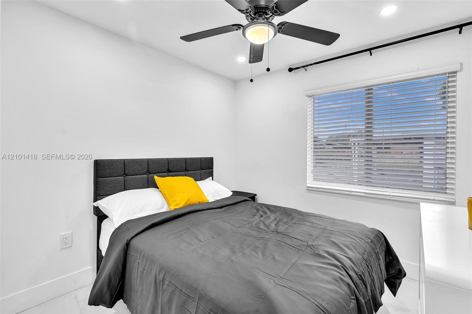 See details / 1600 sq. ft. $ 2026-10-06 0 Photo