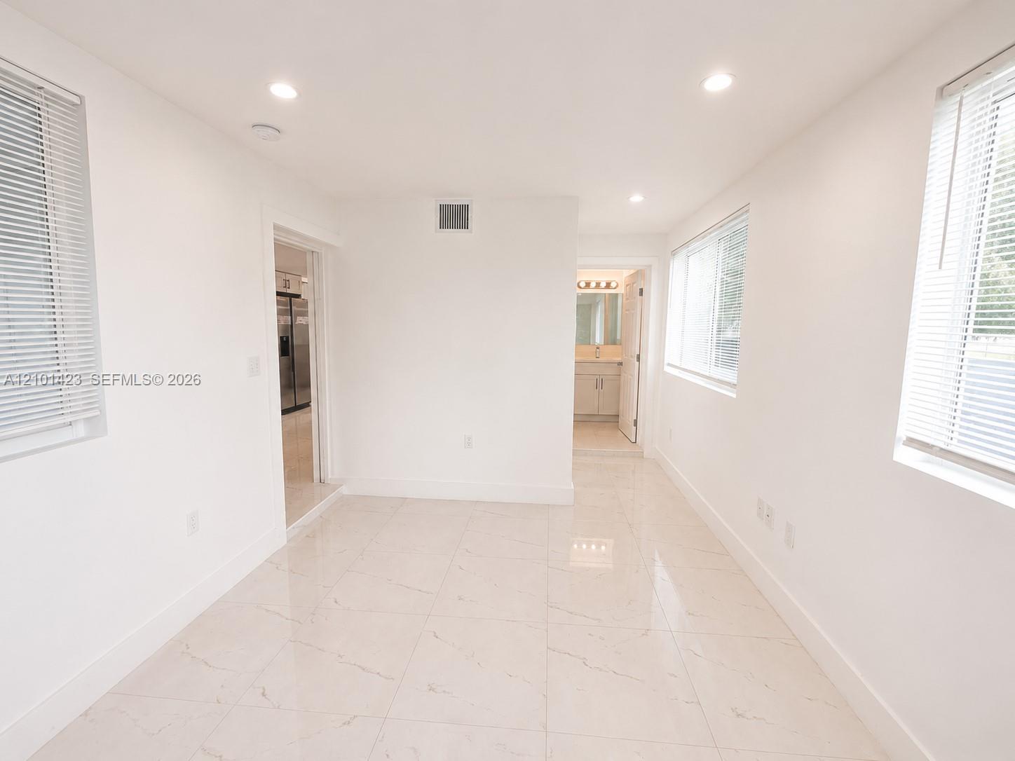   /  1141 sq. ft. $ 2026-10-06 0 Photo