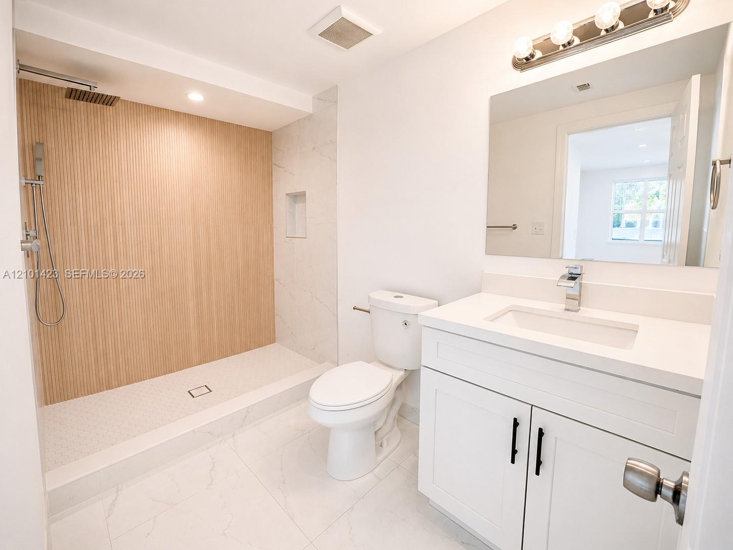   /  1141 sq. ft. $ 2026-10-06 0 Photo