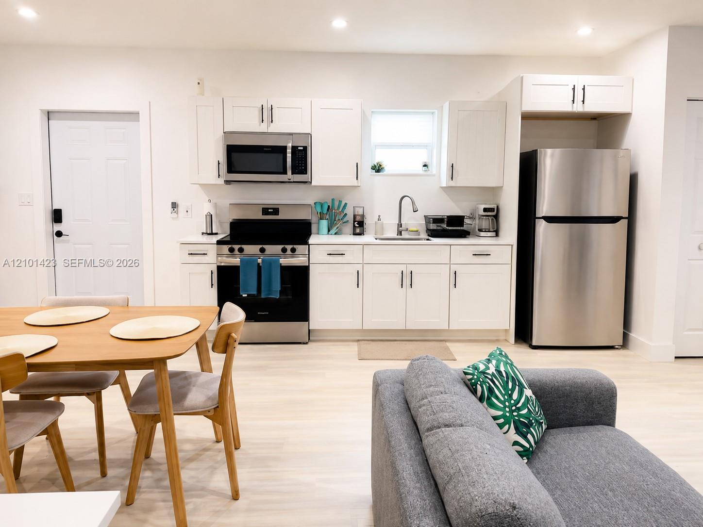   /  1141 sq. ft. $ 2026-10-06 0 Photo