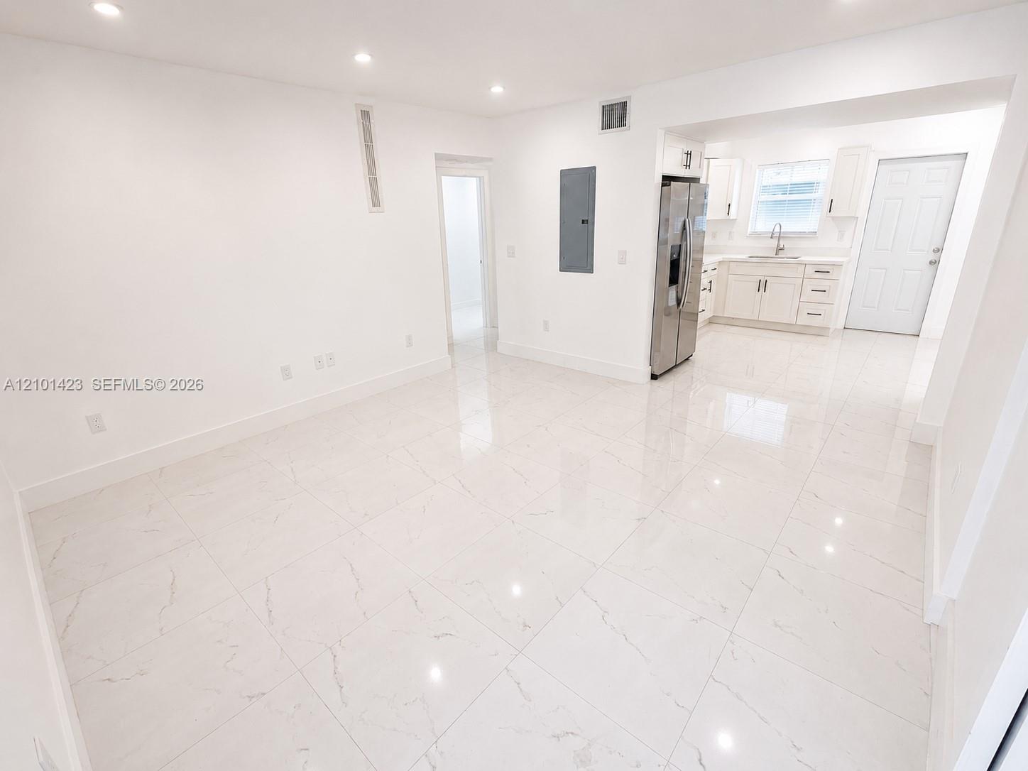   /  1141 sq. ft. $ 2026-10-06 0 Photo