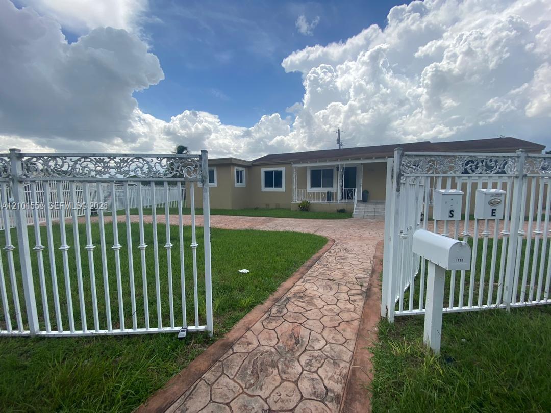   /  2541 sq. ft. $ 2026-10-06 0 foto