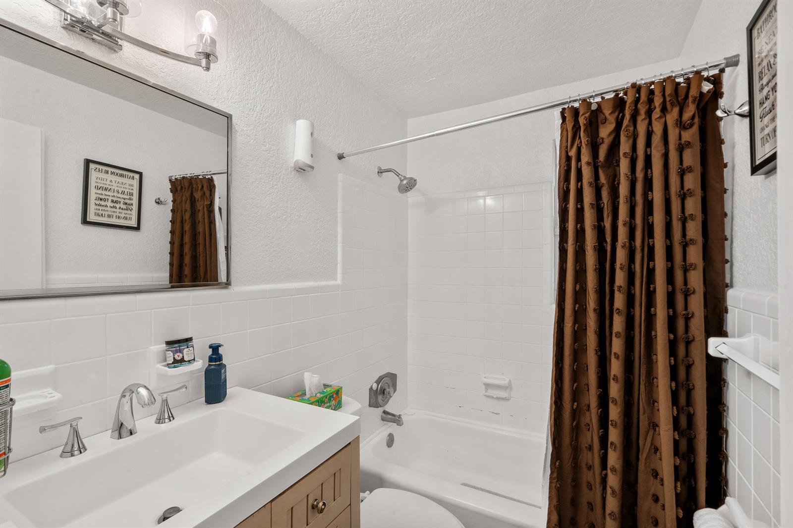 1-2  / 0 1908 sq. ft. $ 2026-10-19 0 Photo