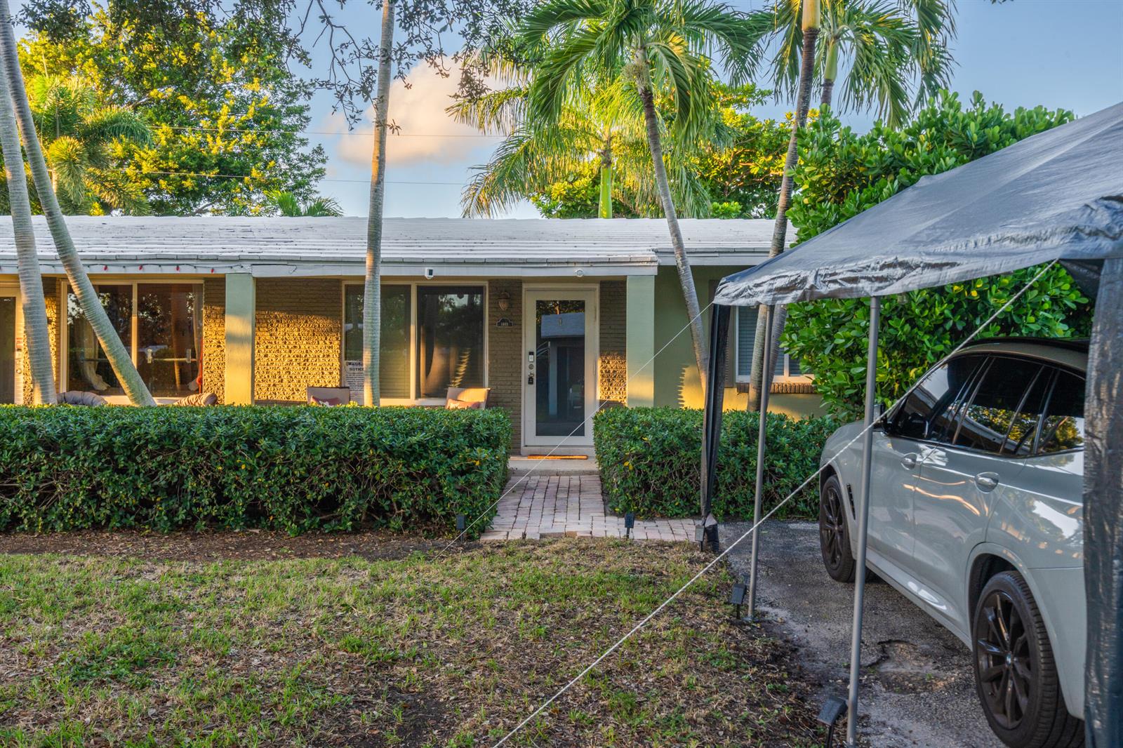 1-2  / 0 1908 sq. ft. $ 2026-10-19 0 Photo