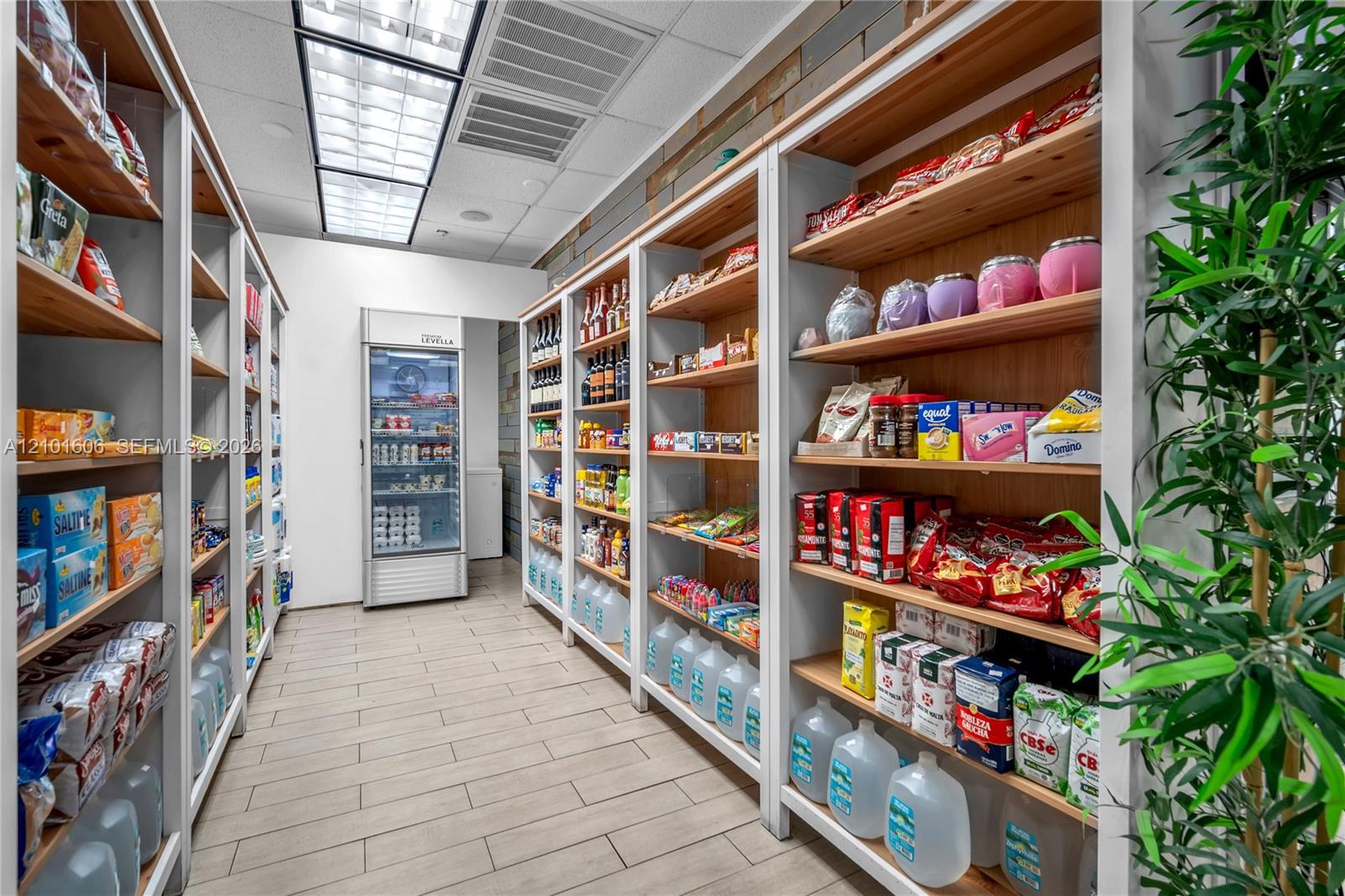 Convenience store &amp; cafe