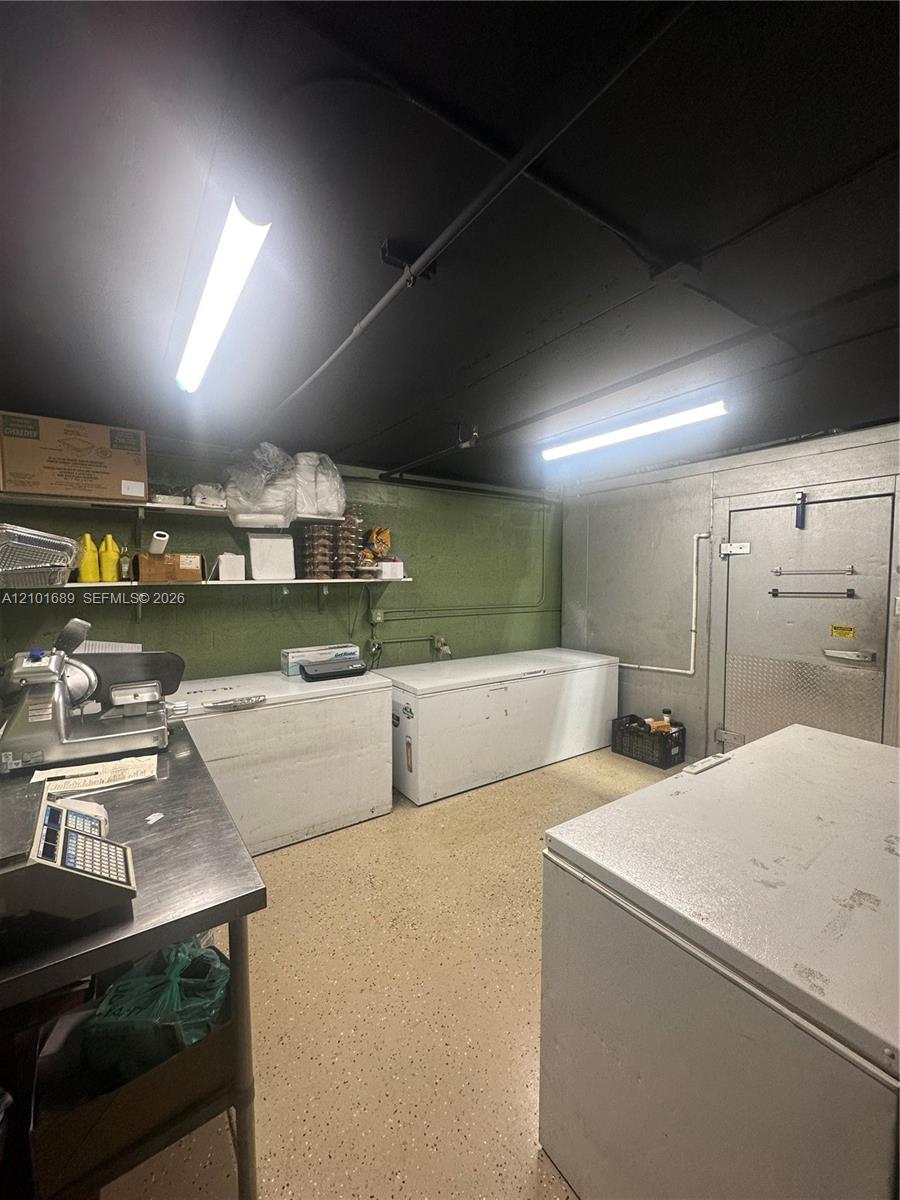   /   sq. ft. $ 2026-10-06 0 Photo