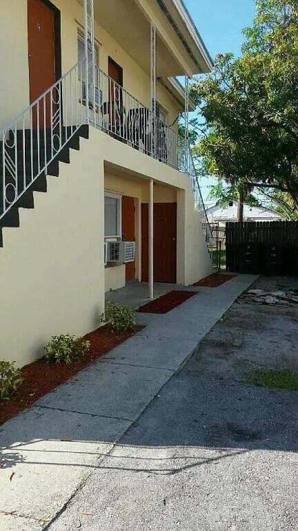 Ver detalles A / 0 2520 sq. ft. $ 2026-10-08 0 foto