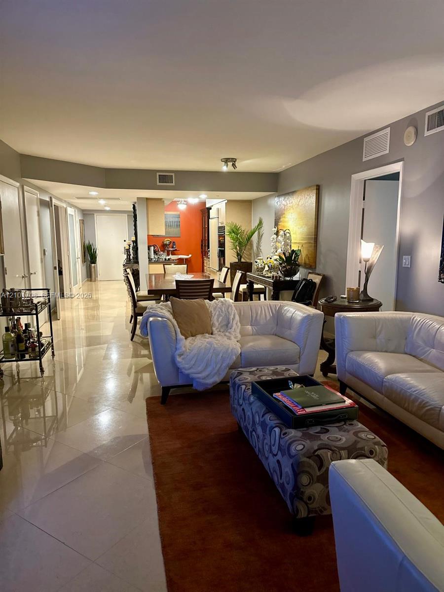 3608 3 / 3 1571 sq. ft. $ 2026-10-06 0 Photo