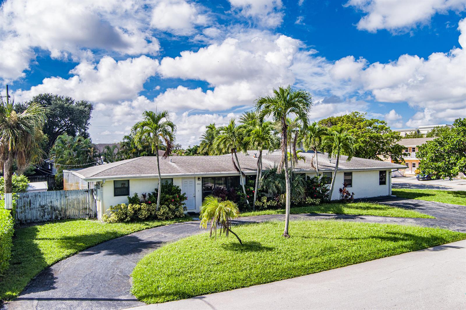   / 0 3813 sq. ft. $ 2026-10-08 0 foto