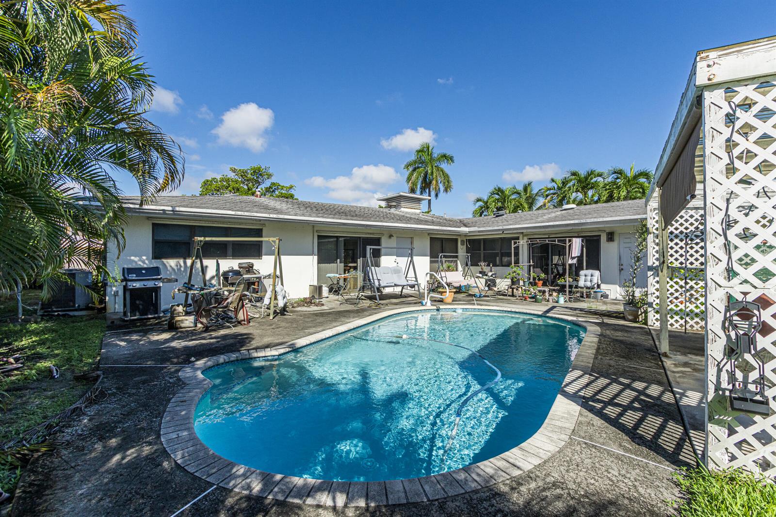   / 0 3813 sq. ft. $ 2026-10-08 0 foto