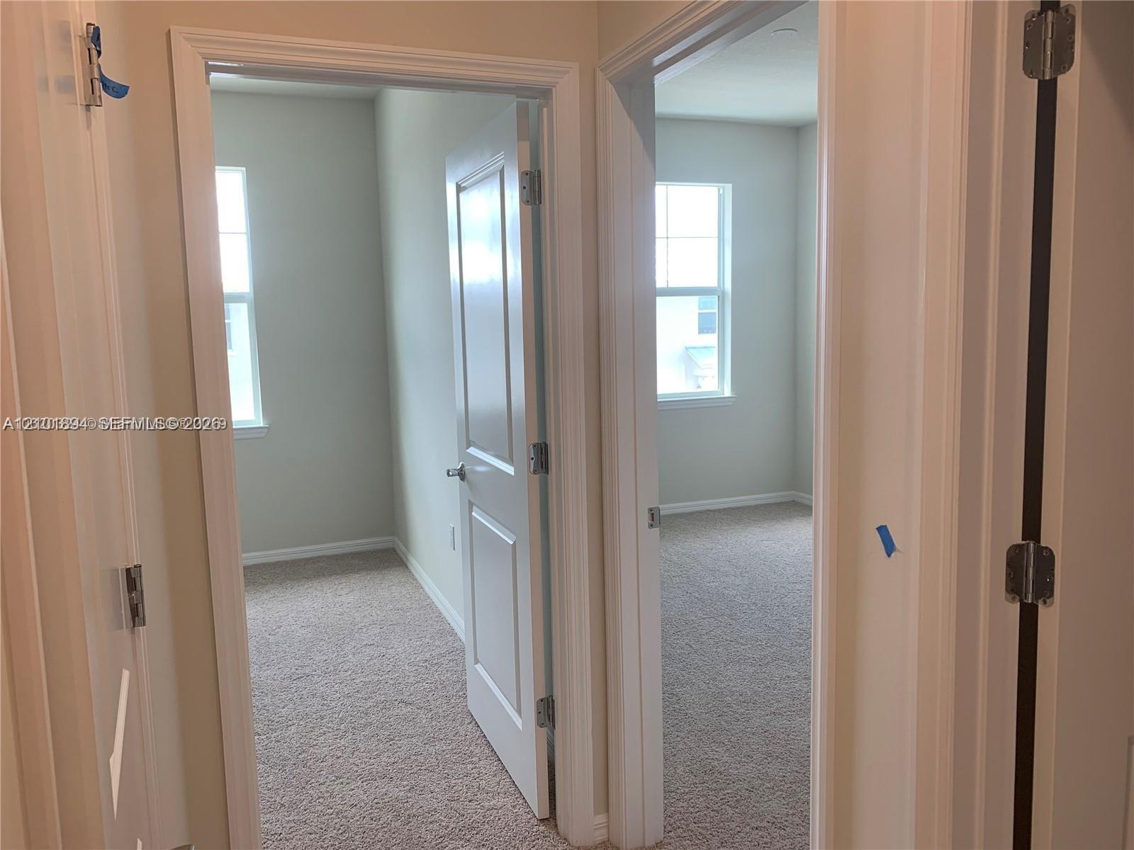 Ver detalles 4920 3 / 3 1421 sq. ft. $ 2026-10-06 0 foto