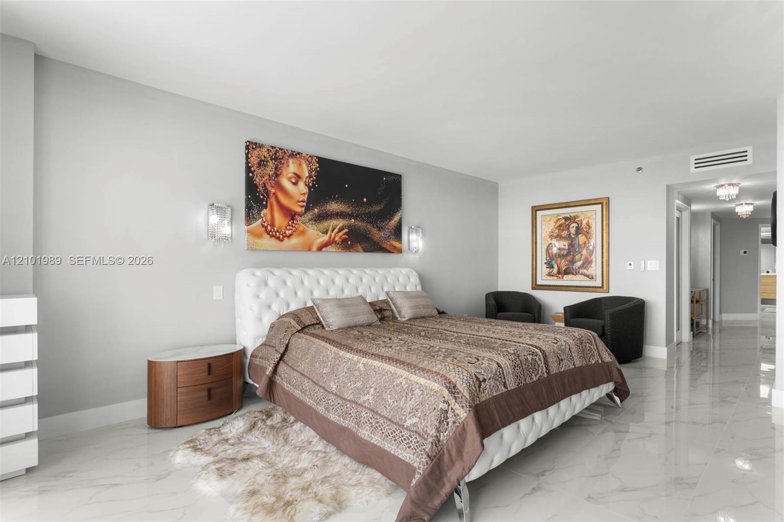 See details 2603 3 / 4 2800 sq. ft. $ 2026-10-06 0 Photo