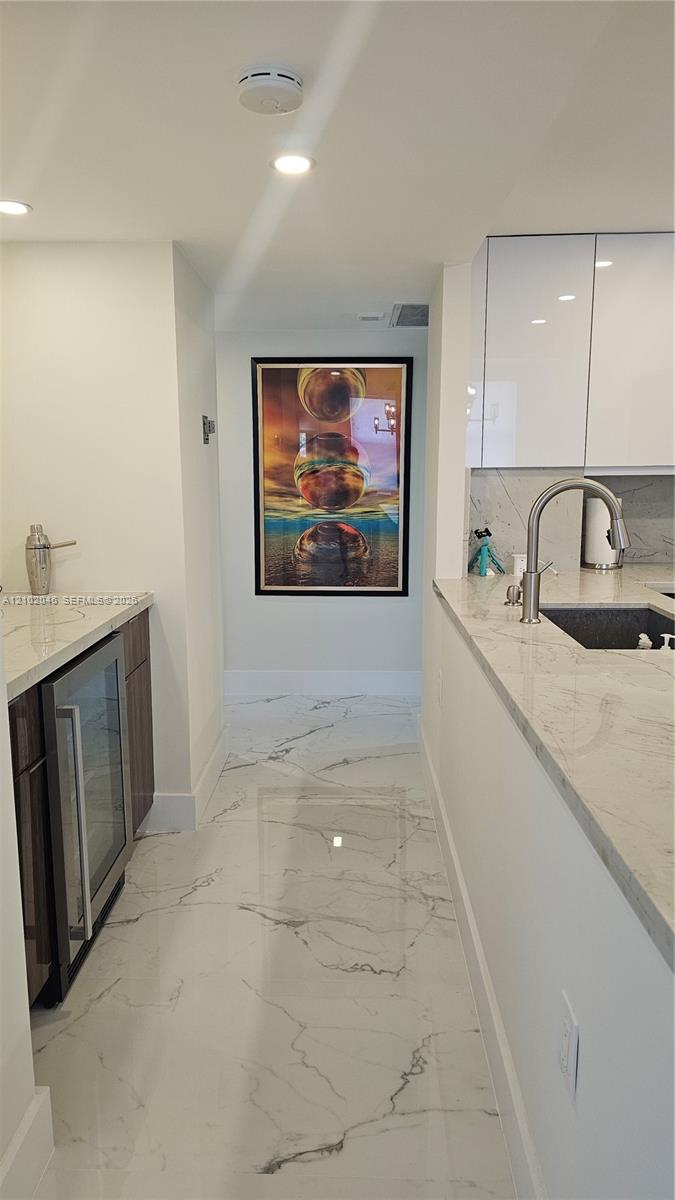 See details 2S 2 / 2 1275 sq. ft. $ 2026-10-06 0 Photo