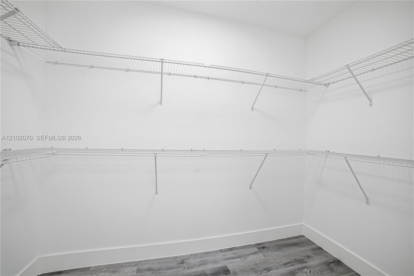 Ver detalles / 2171 sq. ft. $ 2026-10-06 0 foto