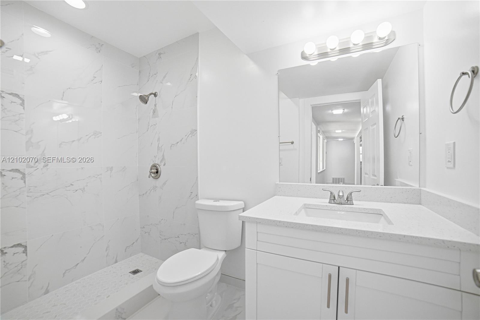 Ver detalles / 2171 sq. ft. $ 2026-10-06 0 foto