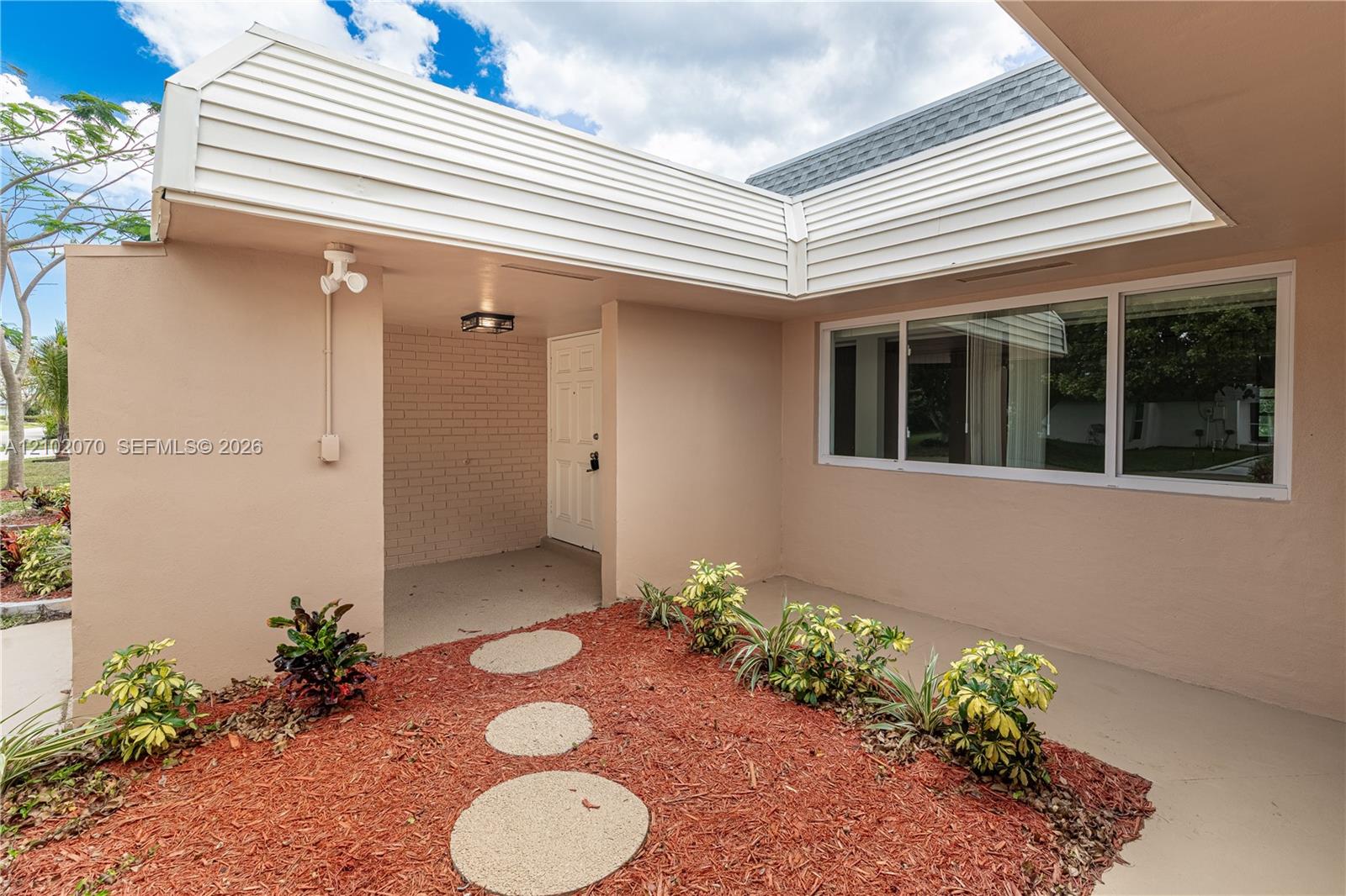 Ver detalles / 2171 sq. ft. $ 2026-10-06 0 foto