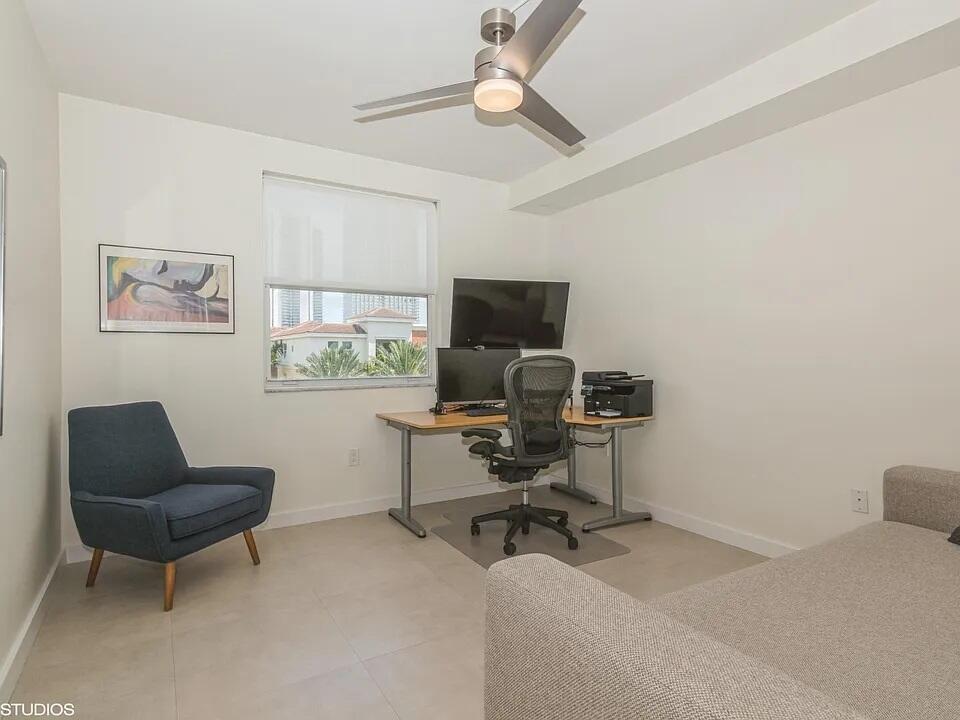 2nd bedroom 1616
