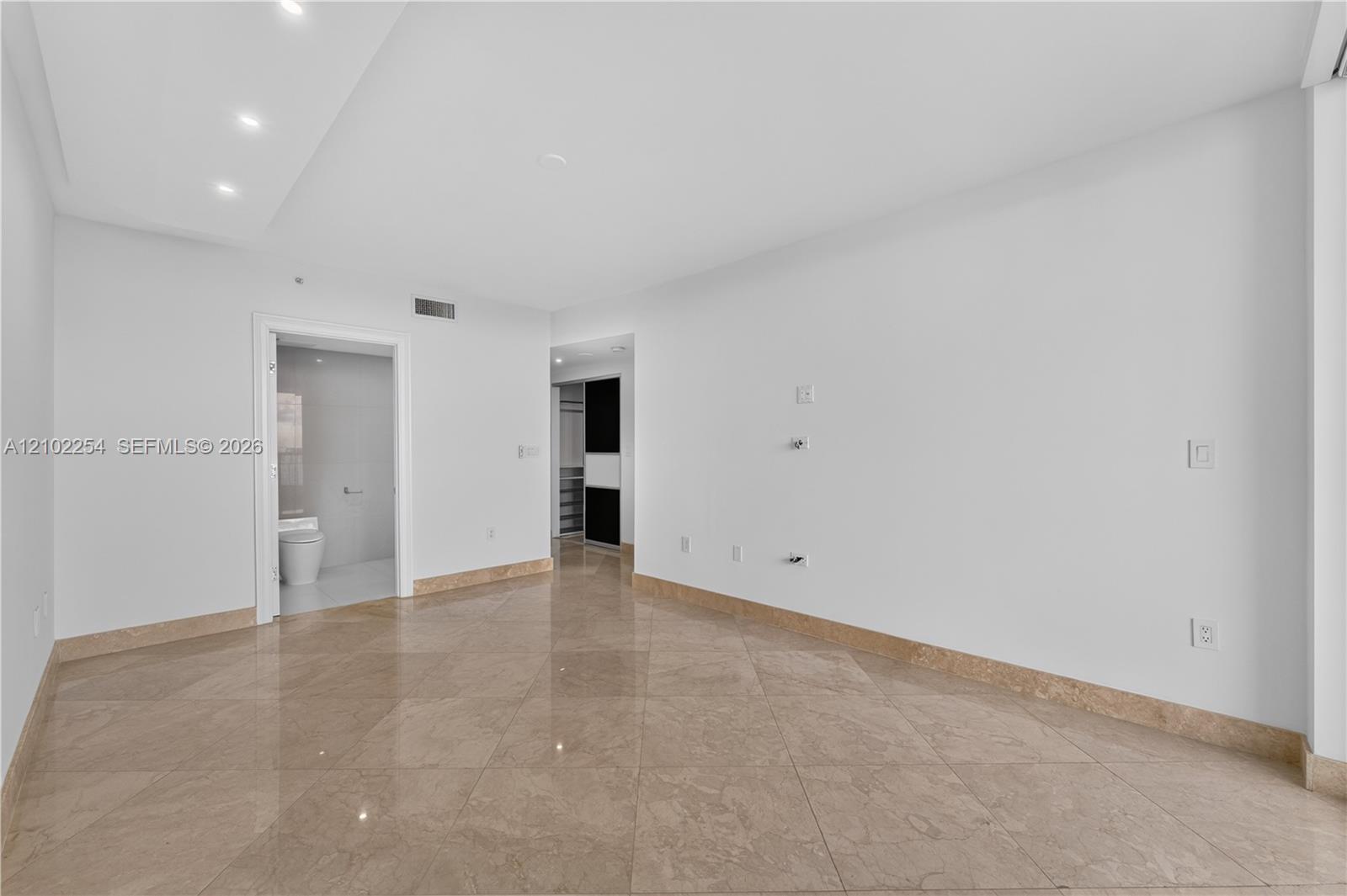Photo 33 of 183rd St
