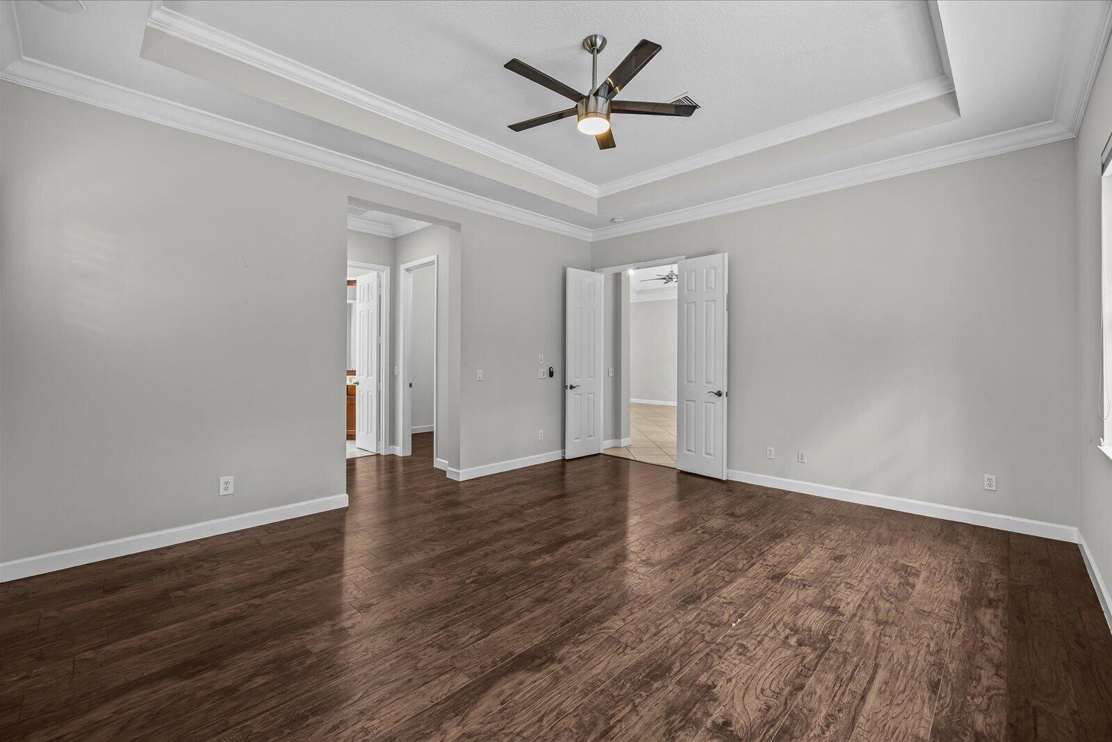 Ver detalles 8824 3 / 2 2086 sq. ft. $ 2026-10-08 0 foto