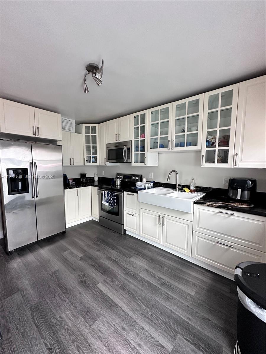 Ver detalles 1-2 / sq. ft. $ 2026-10-07 0 foto