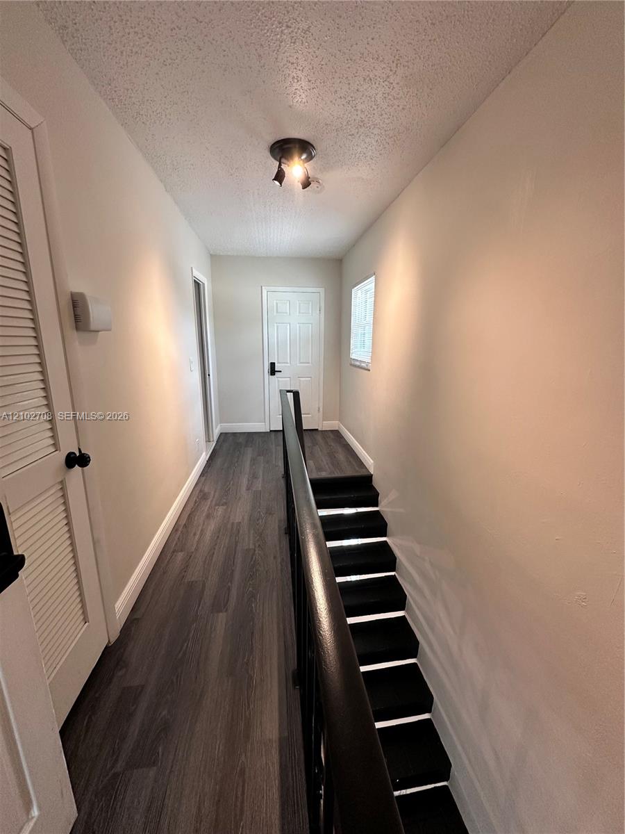 Ver detalles 1-2 / sq. ft. $ 2026-10-07 0 foto