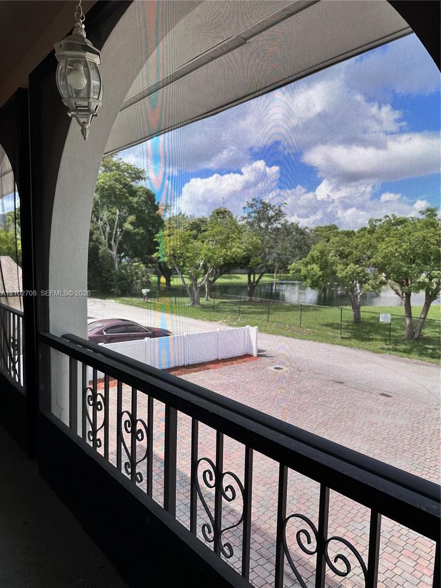 Ver detalles 1-2 / sq. ft. $ 2026-10-07 0 foto