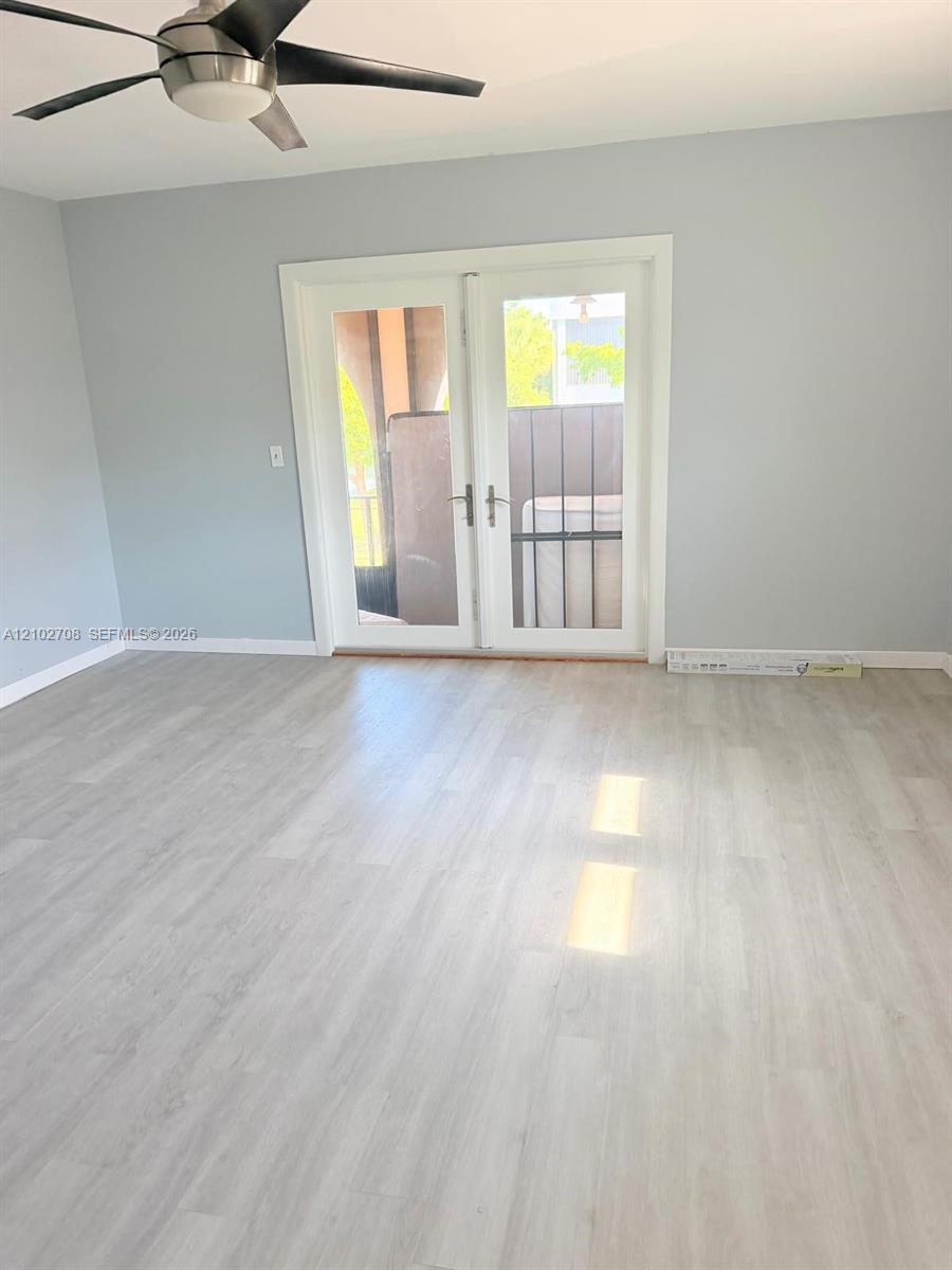Ver detalles 1-2 / sq. ft. $ 2026-10-07 0 foto