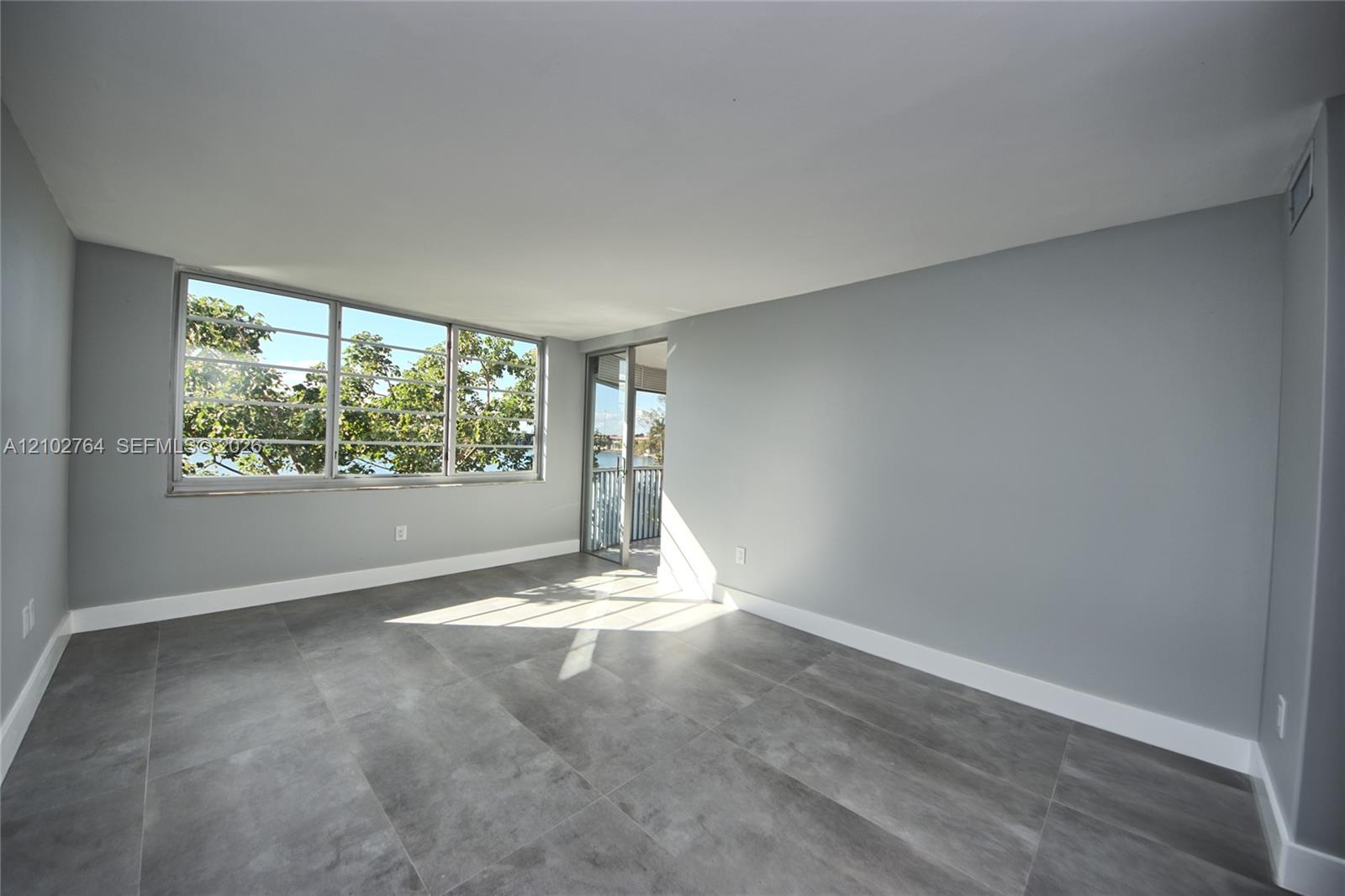 Ver detalles 309-1 2 / 2 1674 sq. ft. $ 2026-10-07 0 foto