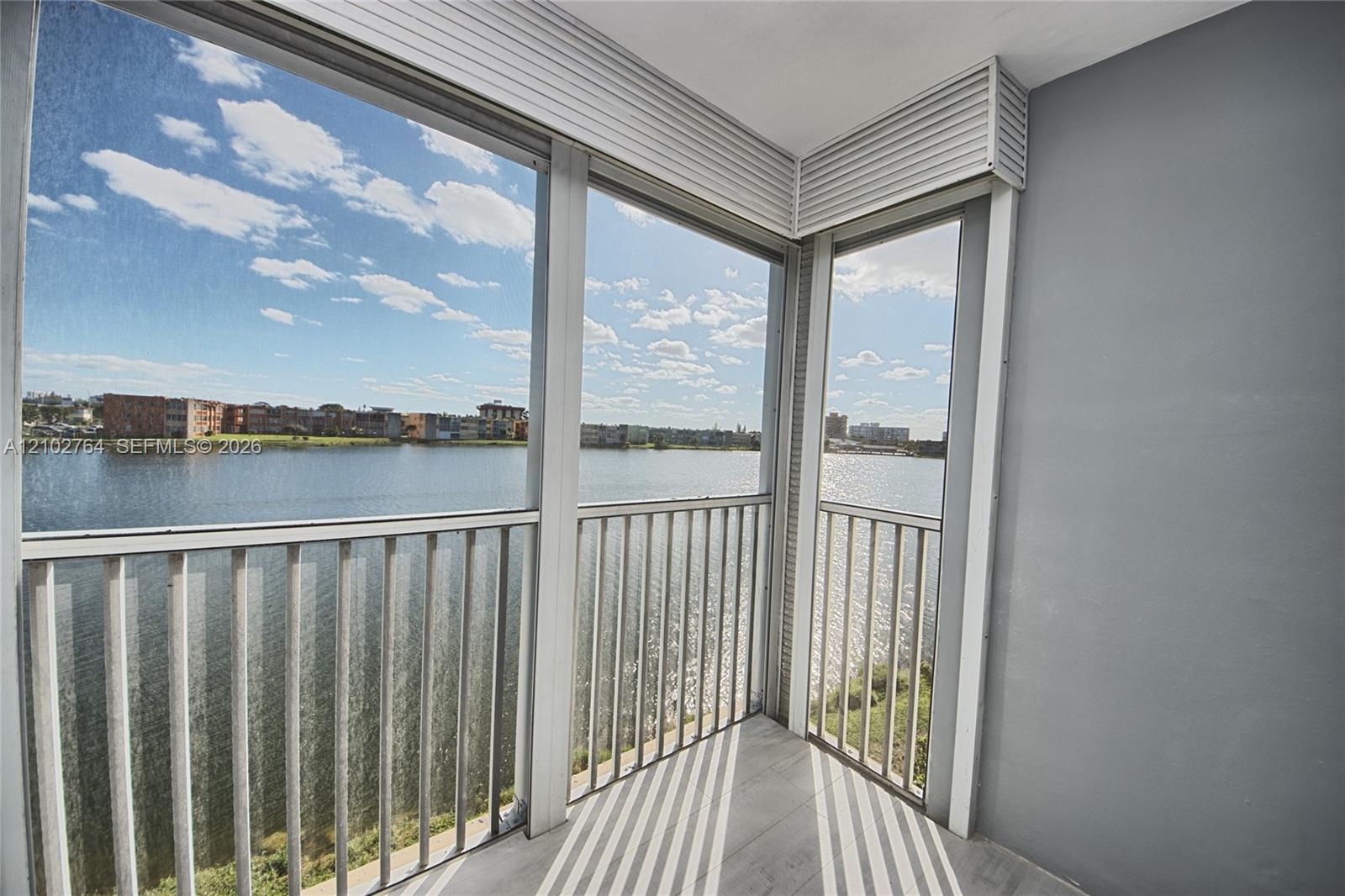 Ver detalles 309-1 2 / 2 1674 sq. ft. $ 2026-10-07 0 foto