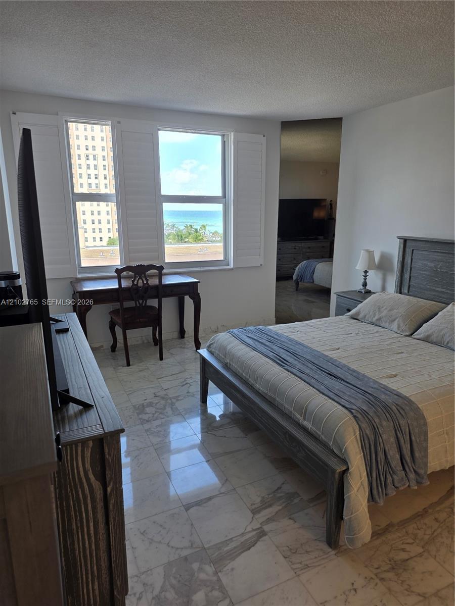See details 5F 2 / 2 1340 sq. ft. $ 2026-10-07 0 Photo