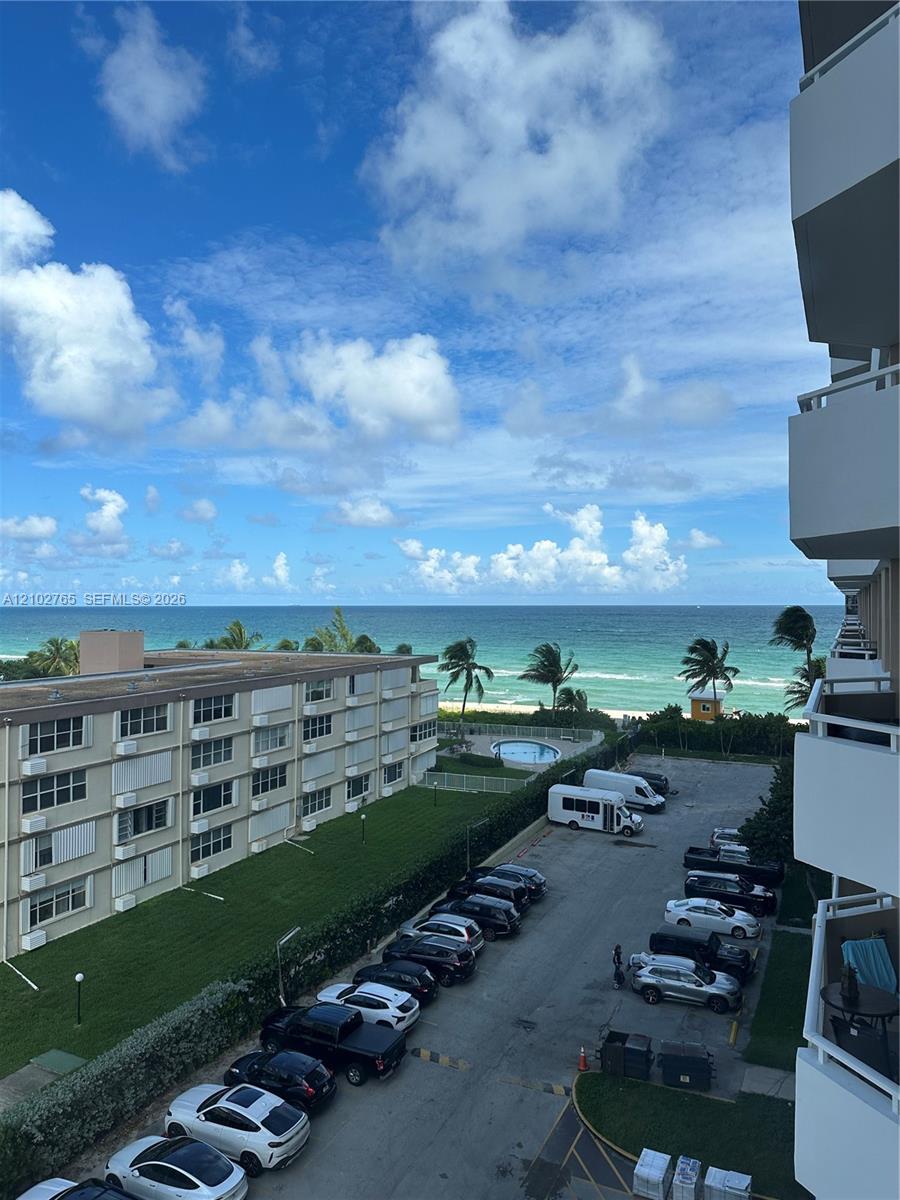 See details 5F 2 / 2 1340 sq. ft. $ 2026-10-07 0 Photo