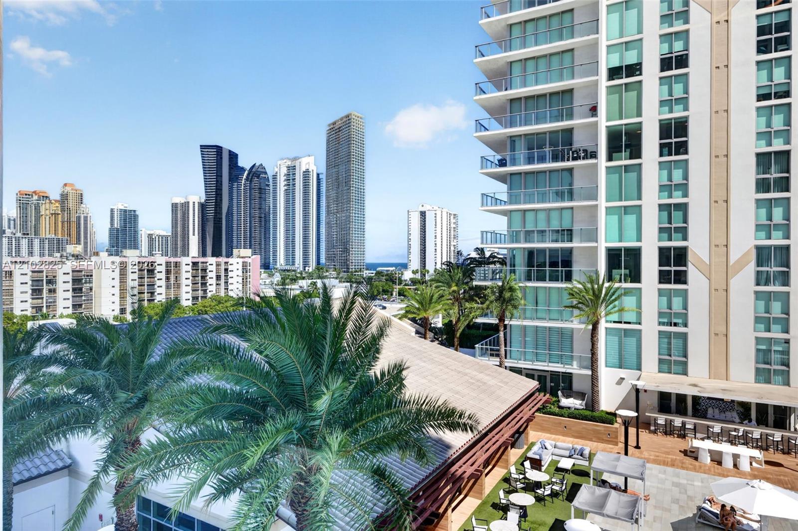 Ver detalles 5-807 3 / 4 1892 sq. ft. $ 2026-10-07 0 foto