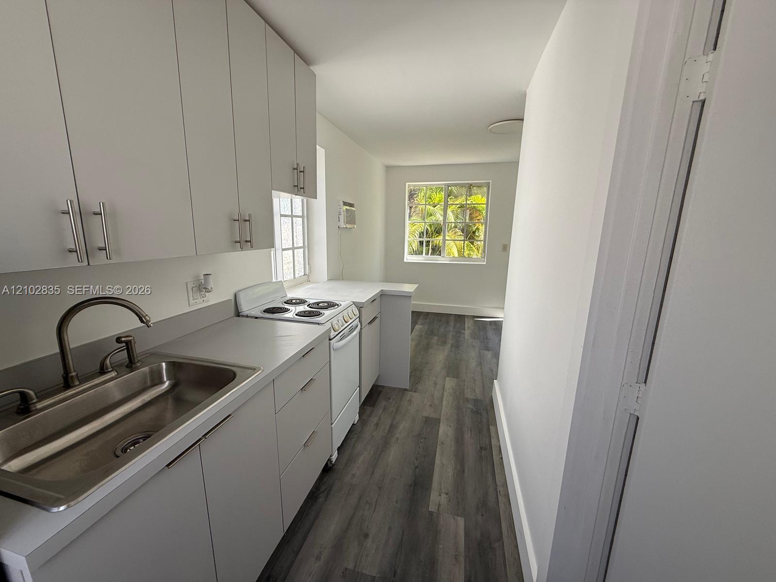   /  2558 sq. ft. $ 2026-10-07 0 foto