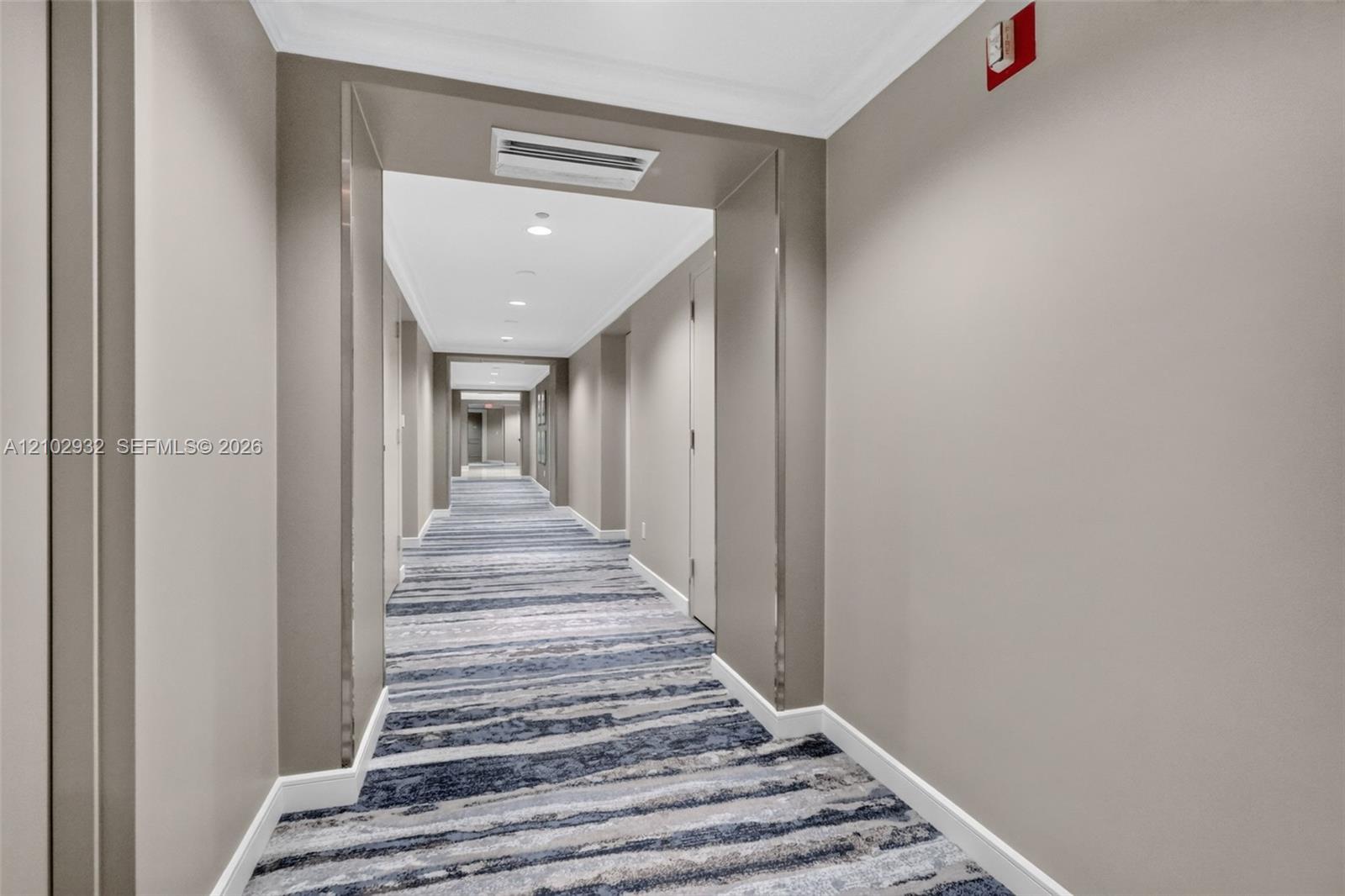 See details 2809 2 / 3 2730 sq. ft. $ 2026-10-07 0 Photo