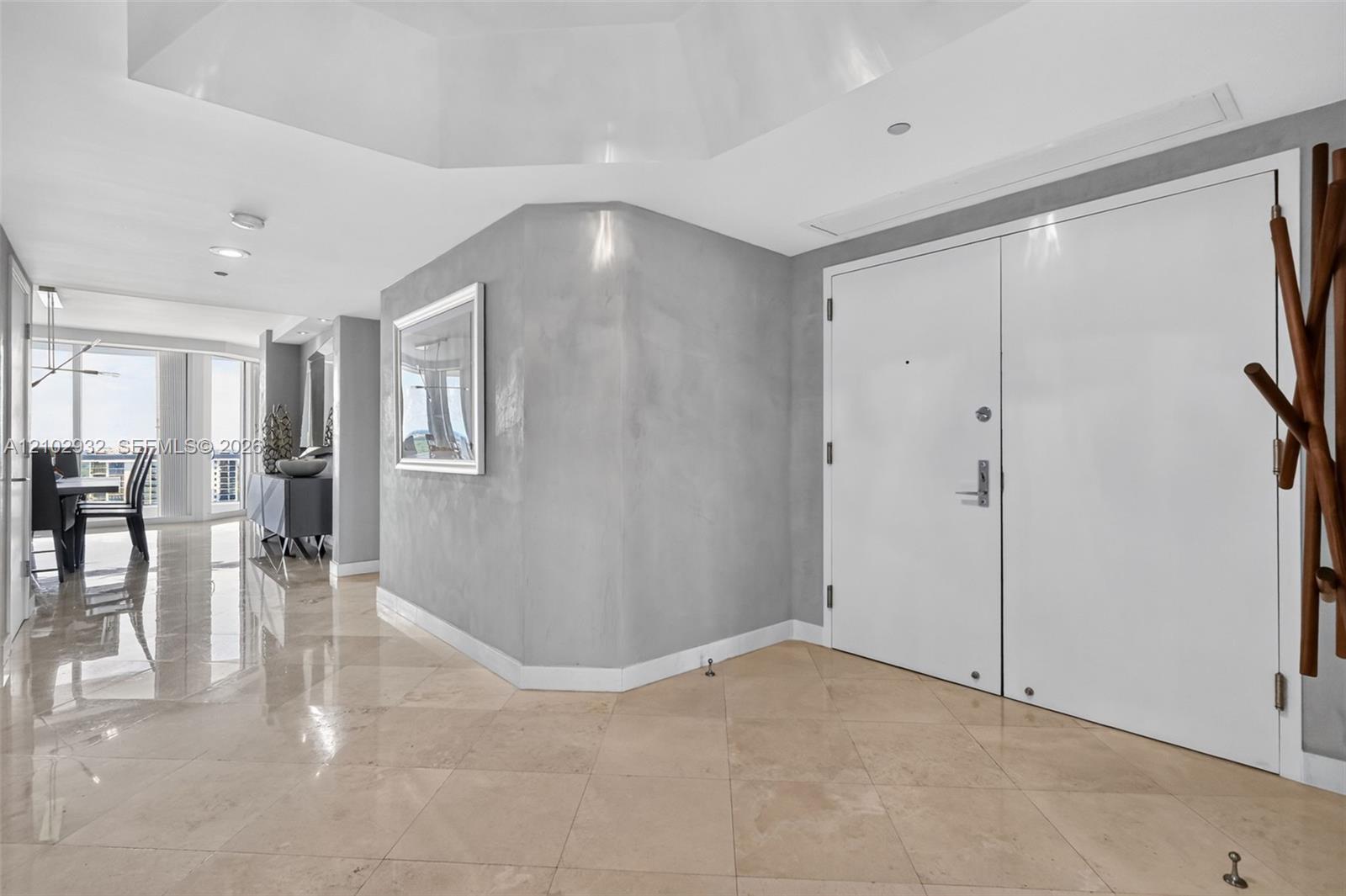 See details 2809 2 / 3 2730 sq. ft. $ 2026-10-07 0 Photo