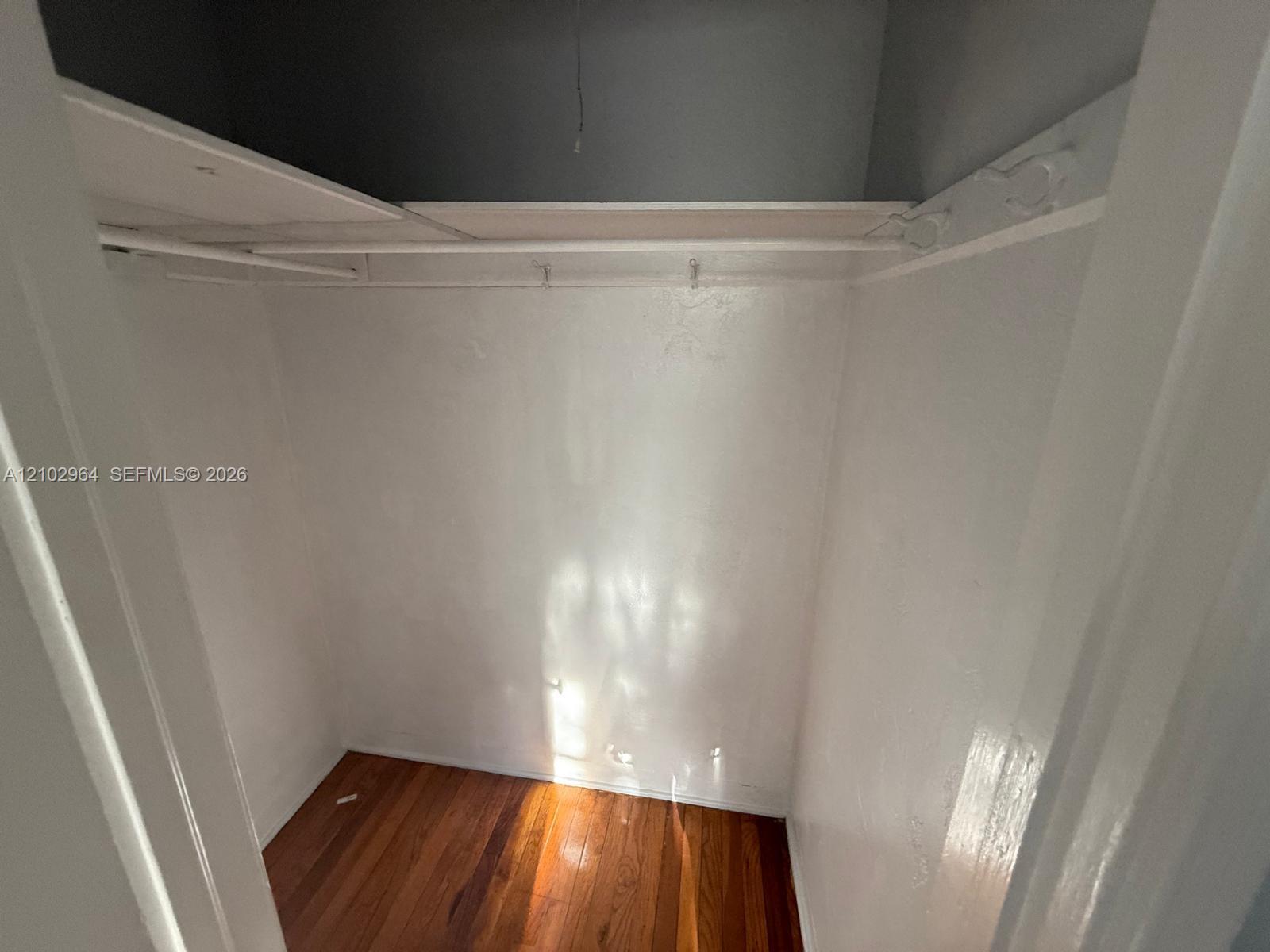   /  2792 sq. ft. $ 2026-10-08 0 foto