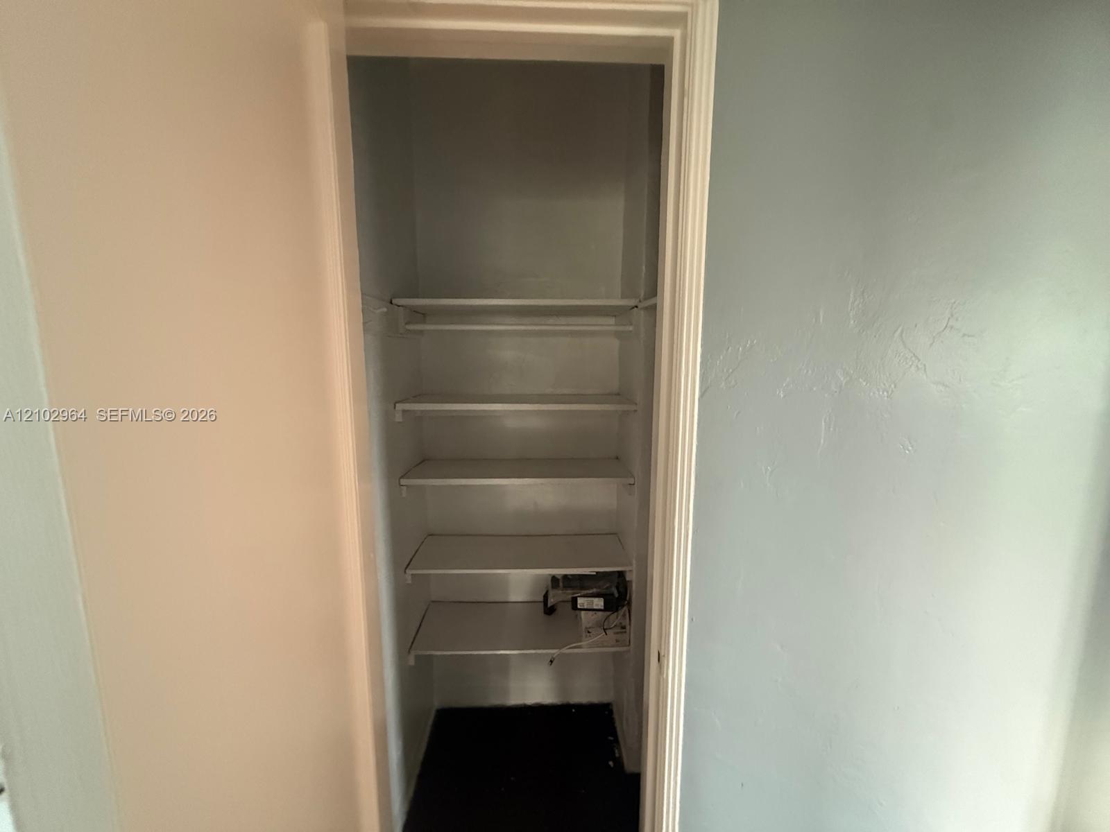   /  2792 sq. ft. $ 2026-10-08 0 foto