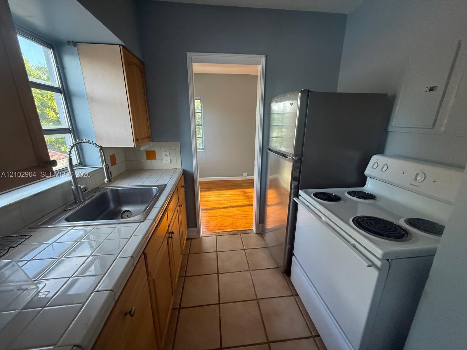   /  2792 sq. ft. $ 2026-10-08 0 foto