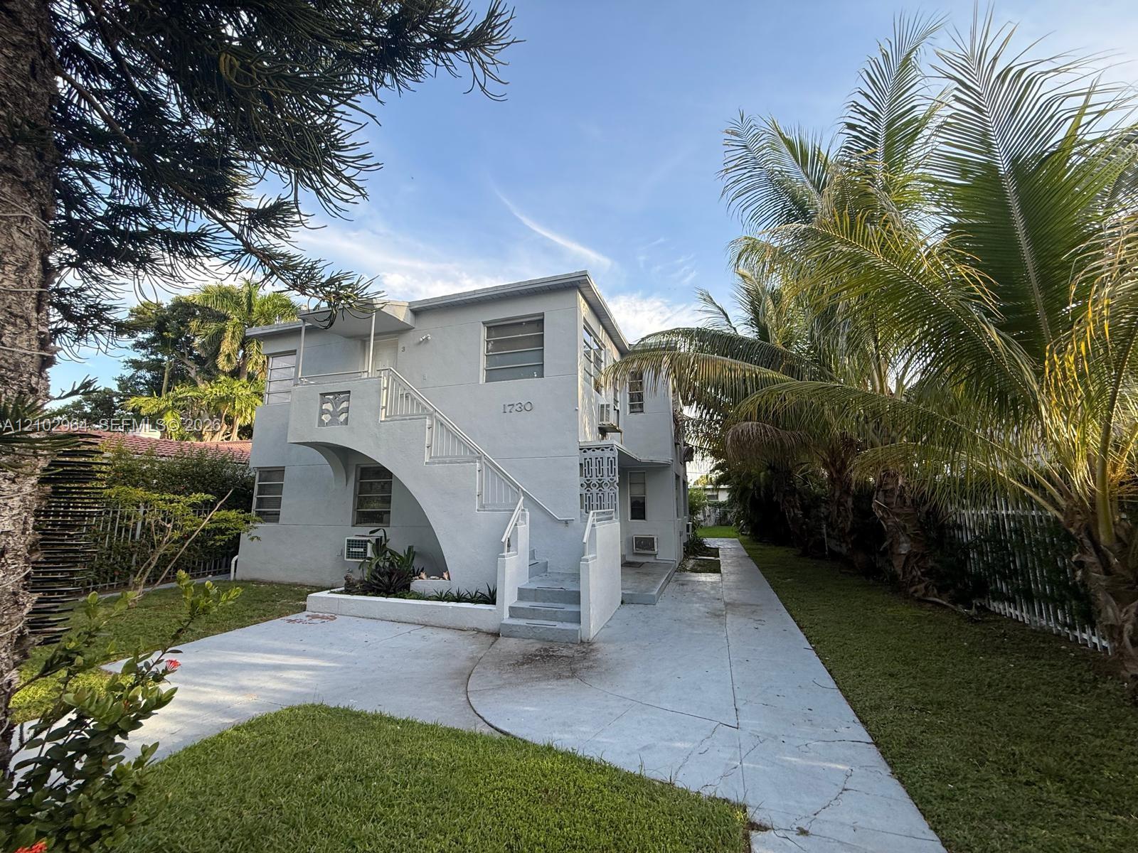   /  2792 sq. ft. $ 2026-10-08 0 foto
