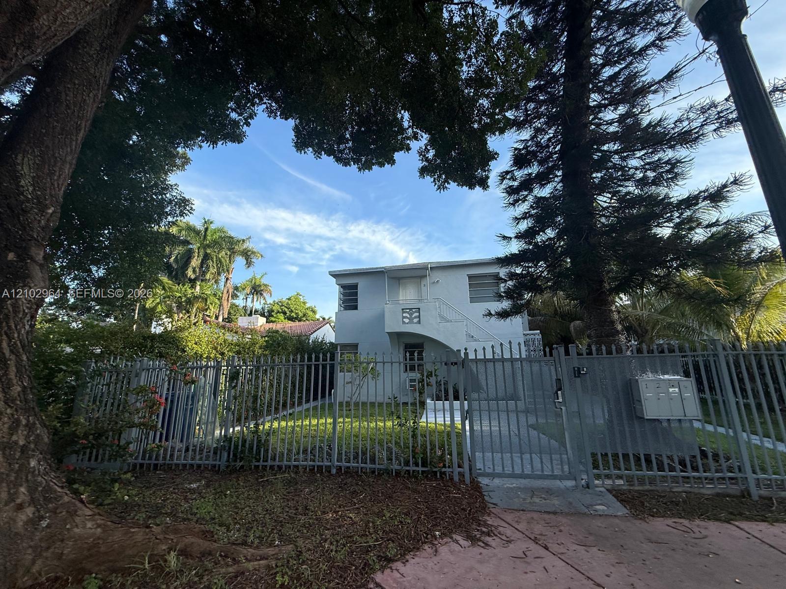   /  2792 sq. ft. $ 2026-10-08 0 foto
