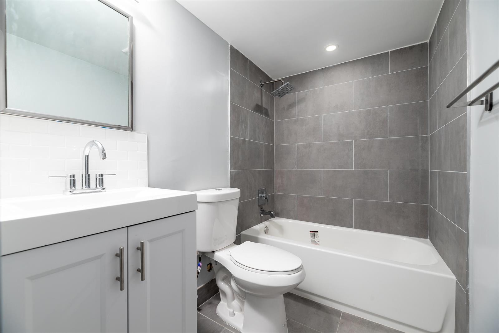   / 0 21516 sq. ft. $ 2026-10-09 0 foto