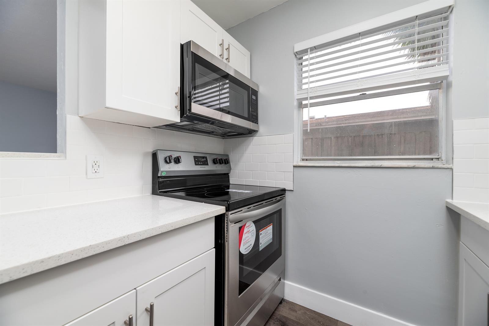   / 0 21516 sq. ft. $ 2026-10-09 0 foto