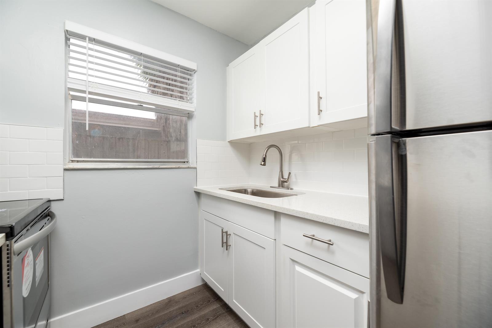   / 0 21516 sq. ft. $ 2026-10-09 0 foto