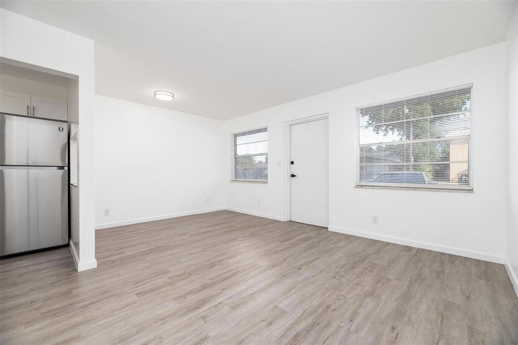   / 0 21516 sq. ft. $ 2026-10-09 0 foto