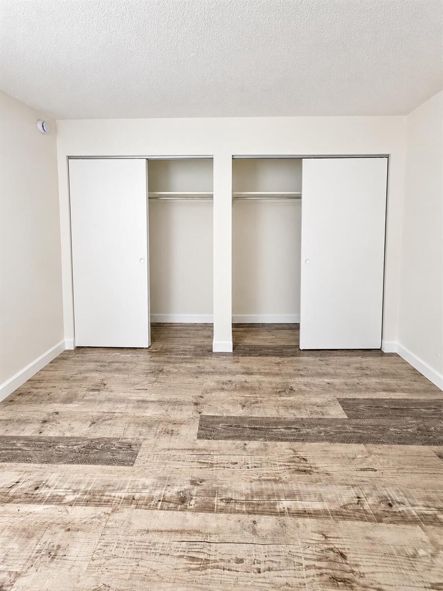  / 0 21516 sq. ft. $ 2026-10-09 0 foto
